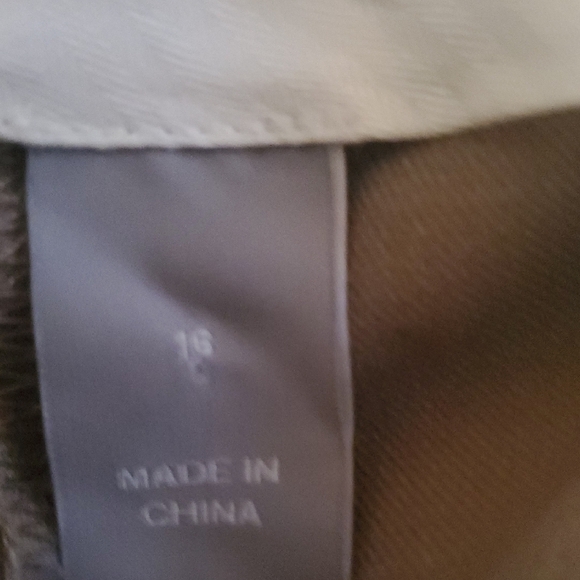 Liz Claiborne Classic Tan Trousers - Picture 9 of 9